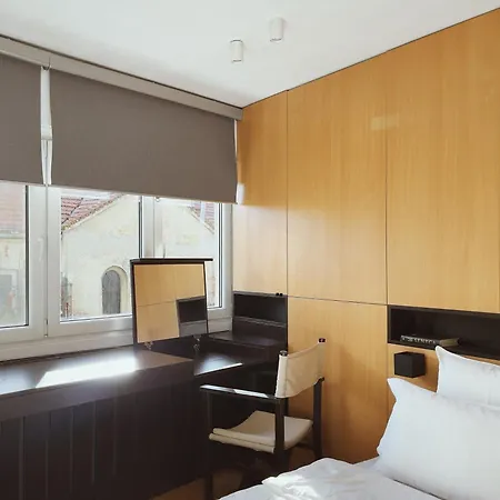 Dream Getaway In Apartment *